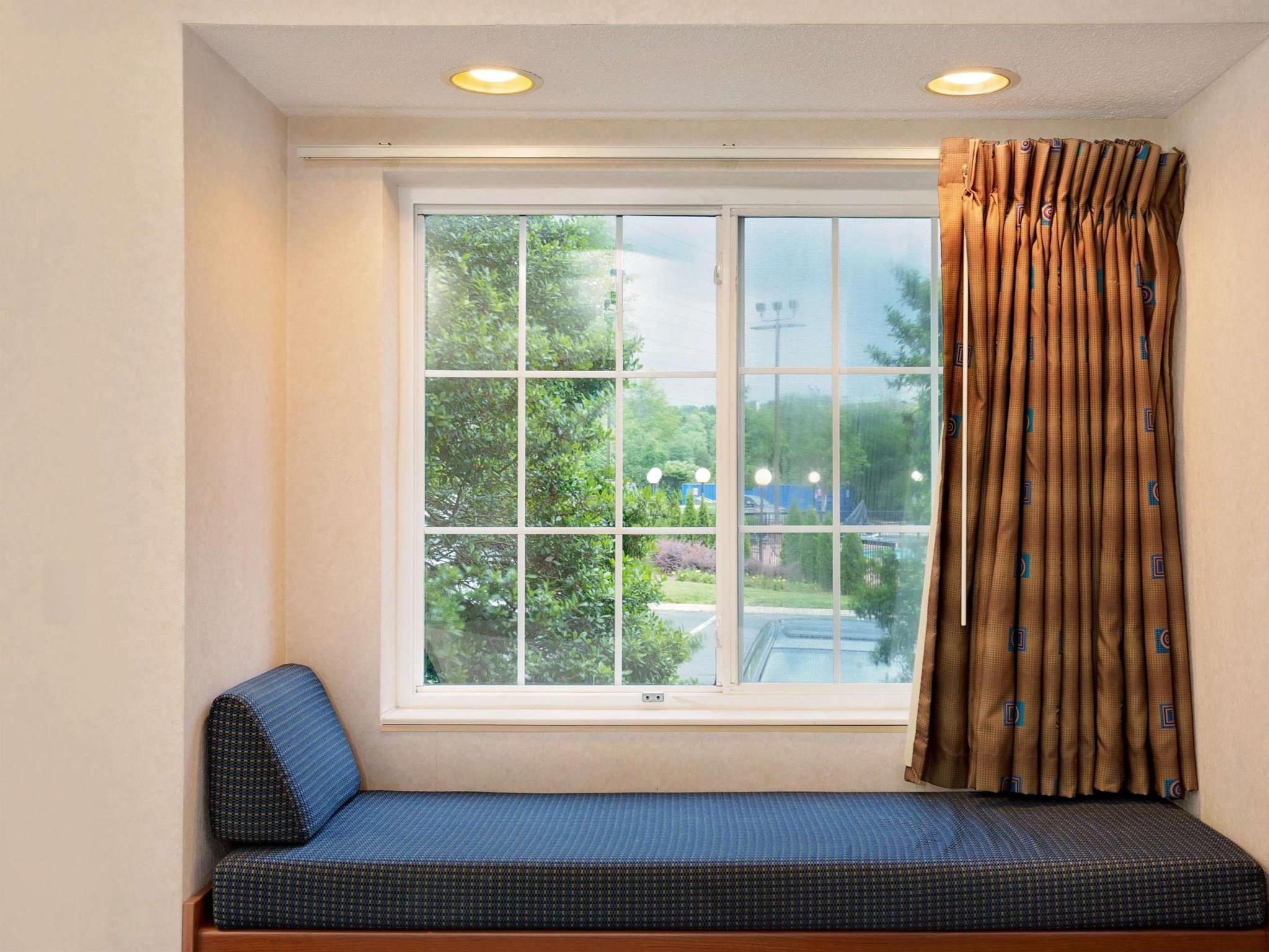 Microtel Inn By Wyndham Γουίνστον-Σάλεμ Εξωτερικό φωτογραφία