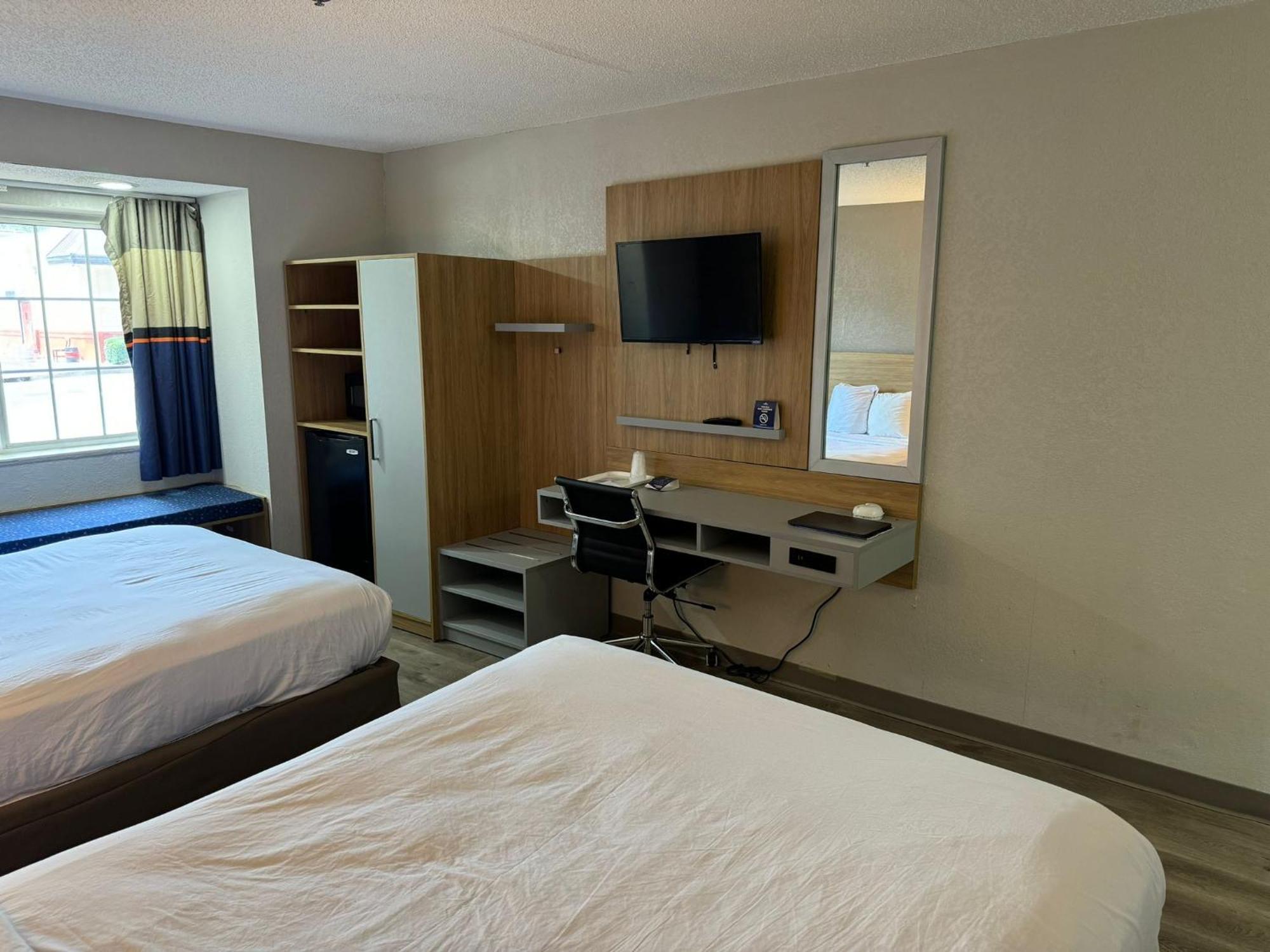 Microtel Inn By Wyndham Γουίνστον-Σάλεμ Εξωτερικό φωτογραφία