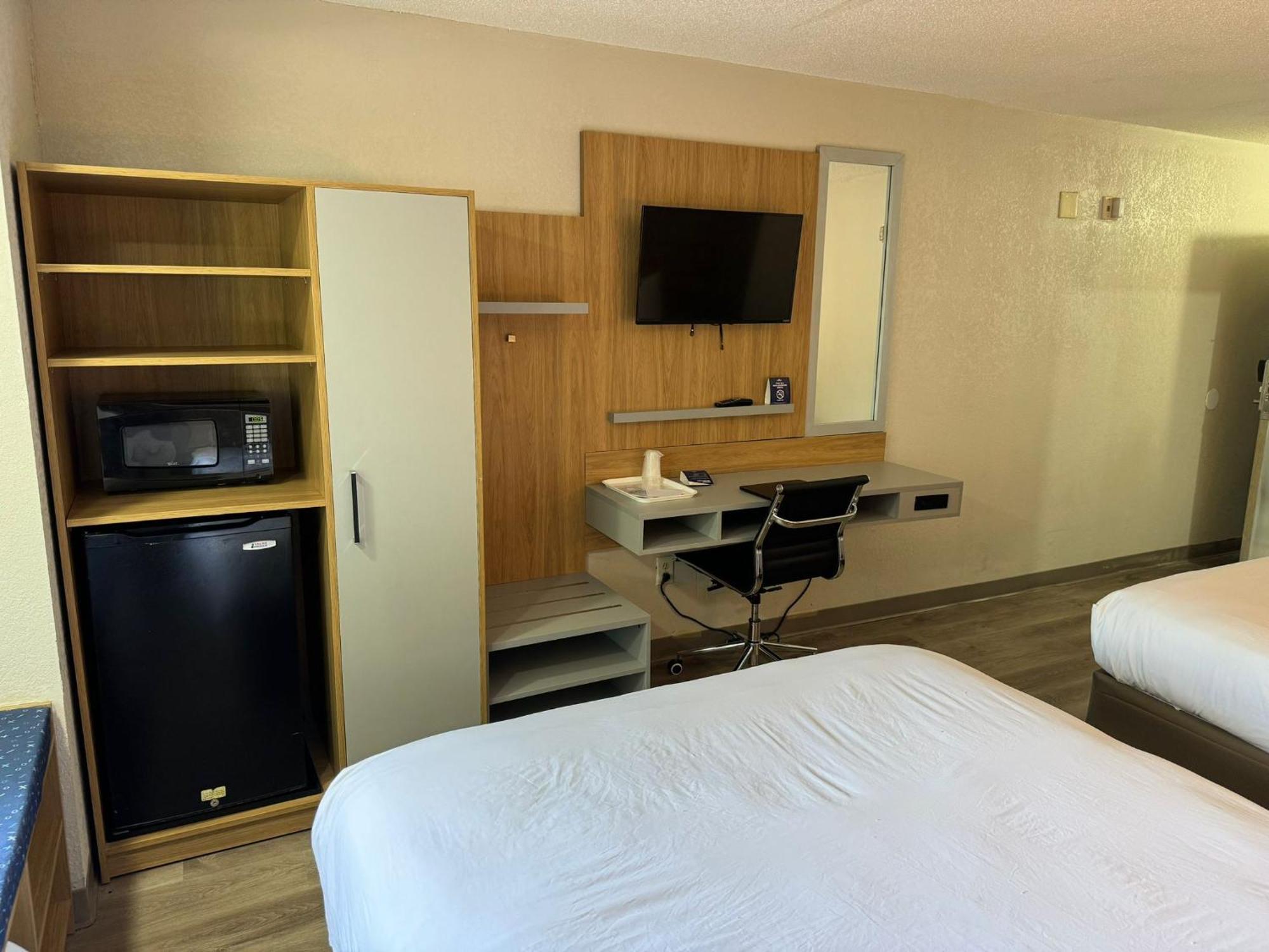 Microtel Inn By Wyndham Γουίνστον-Σάλεμ Εξωτερικό φωτογραφία