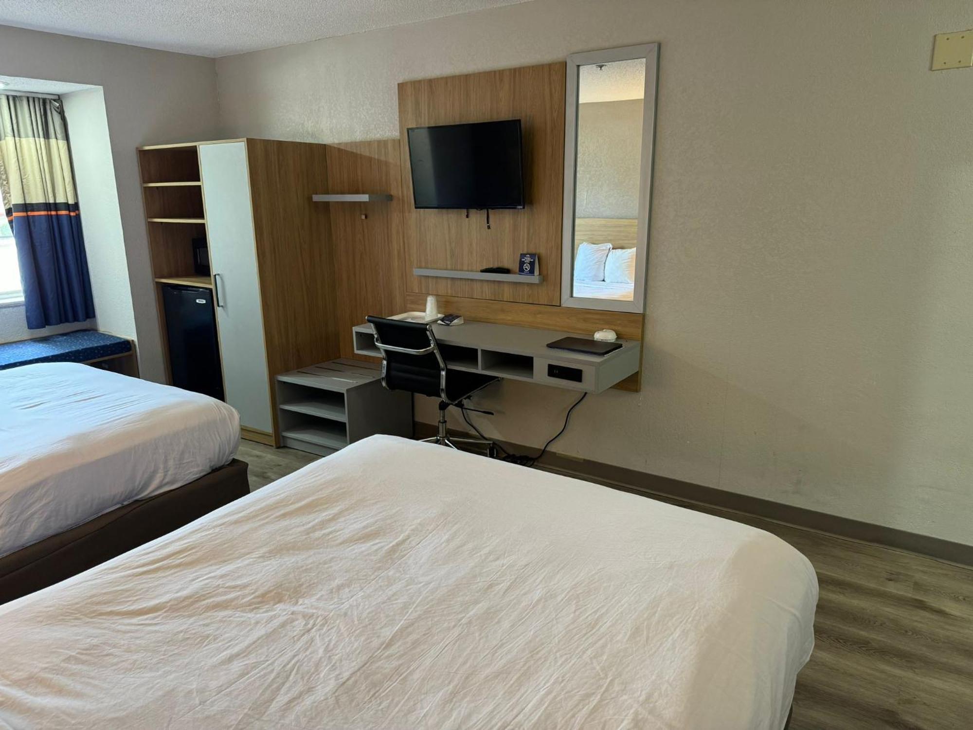 Microtel Inn By Wyndham Γουίνστον-Σάλεμ Εξωτερικό φωτογραφία